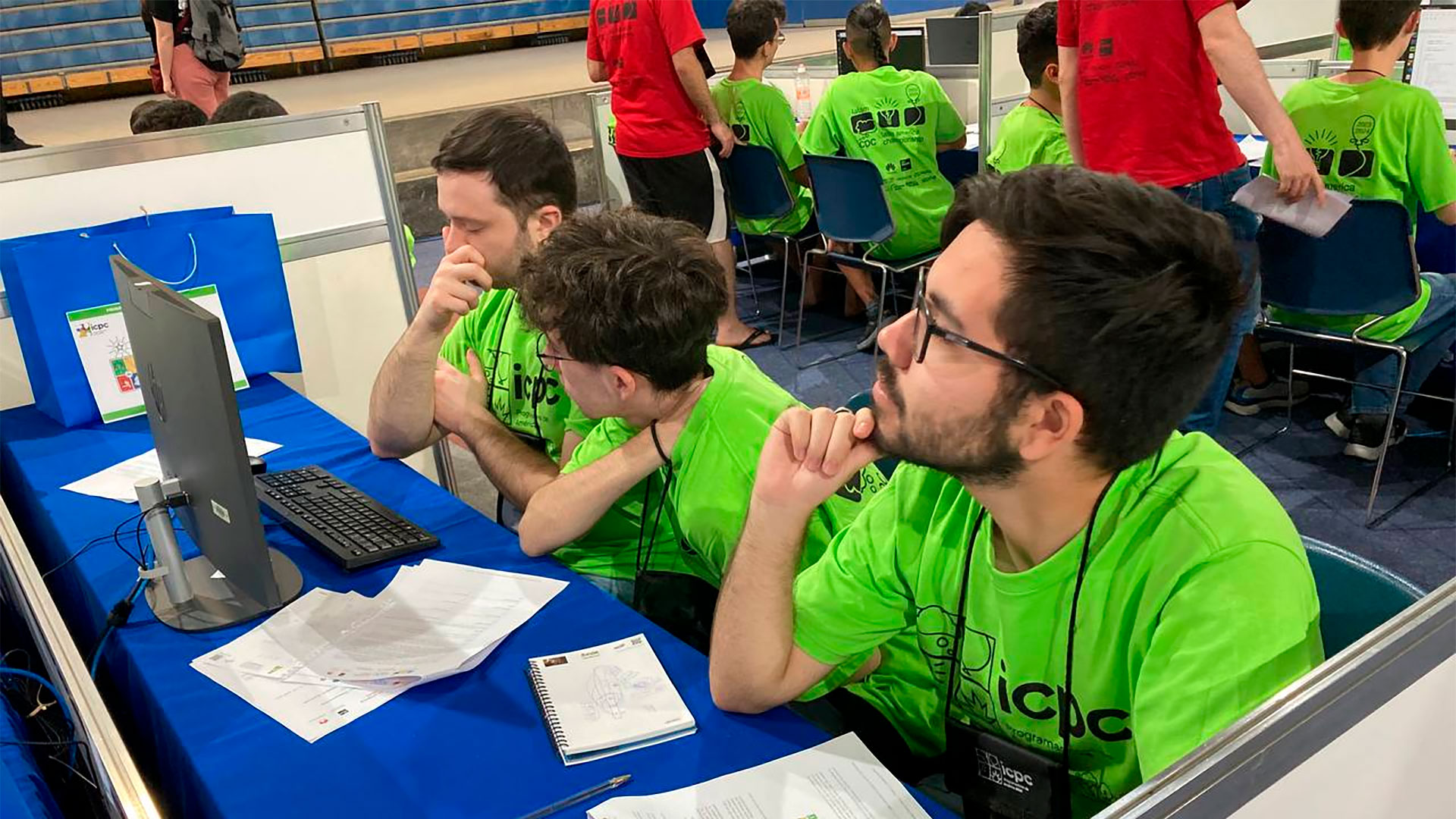 Estudiantes del DCC participan en final latinoamericana de torneo de programación