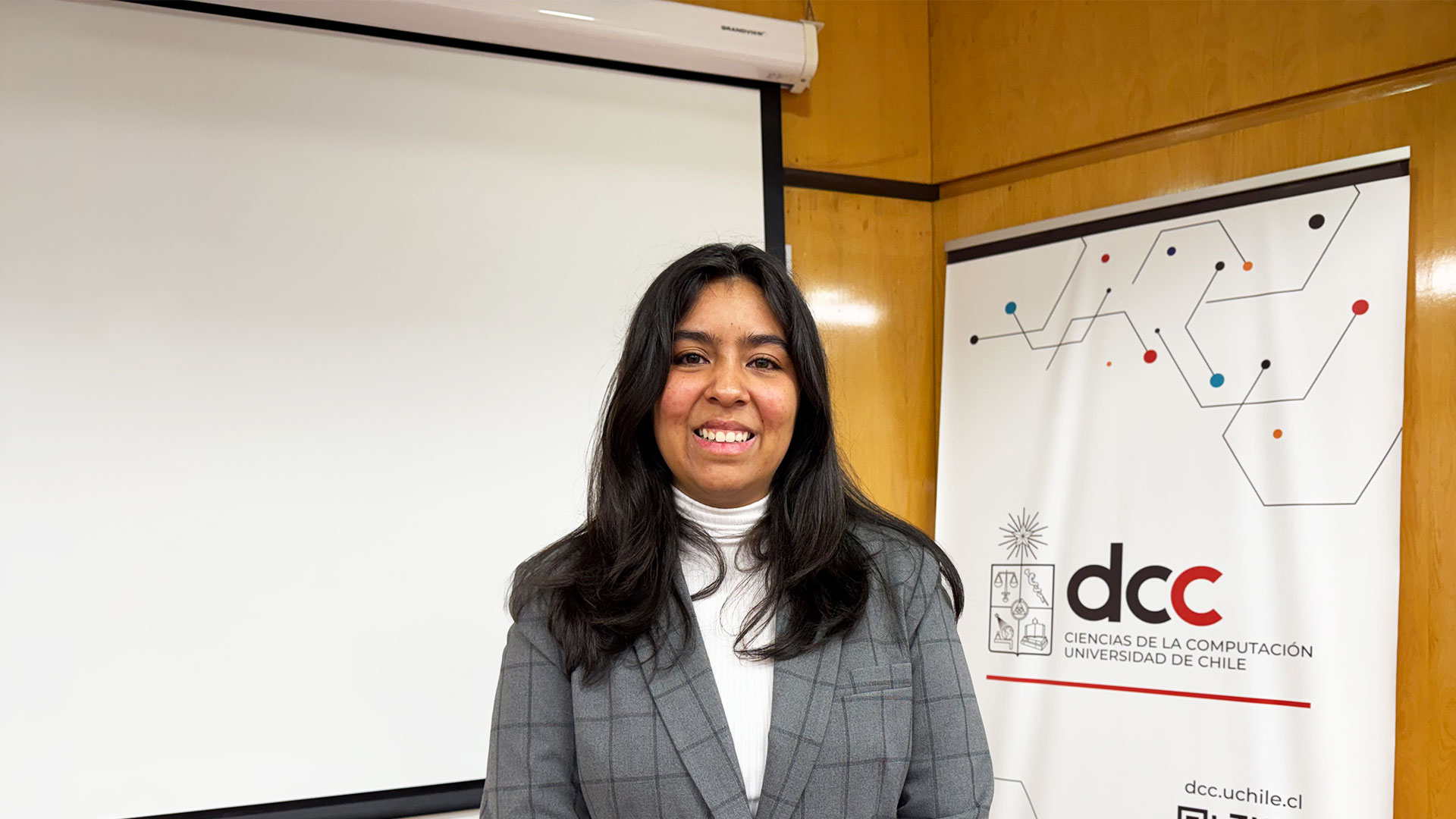 ¡Felicitaciones Camila Monardez, nueva ingeniera civil en computación!
