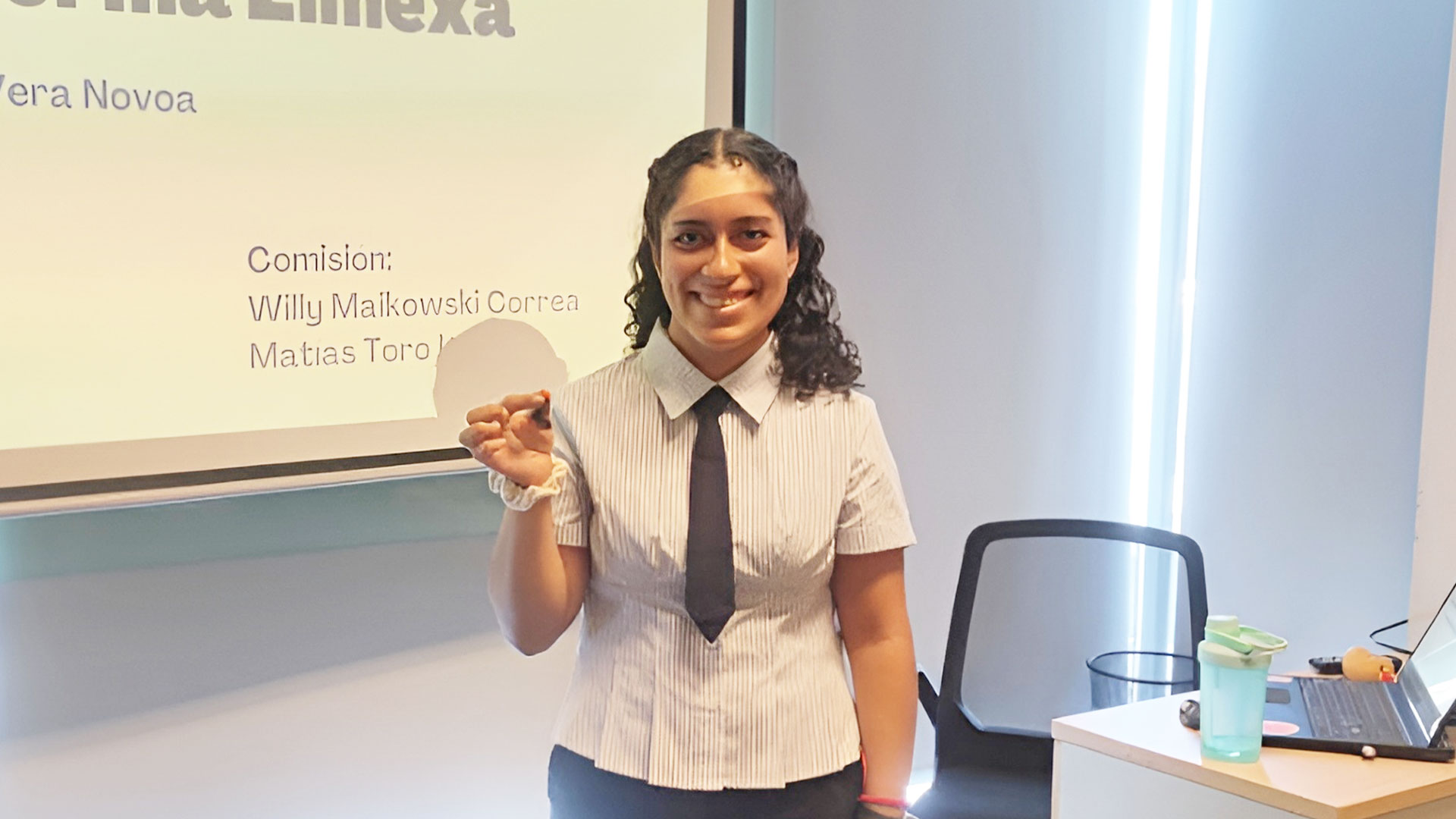 ¡Felicitaciones Constanza Vera, nueva ingeniera civil en computación!