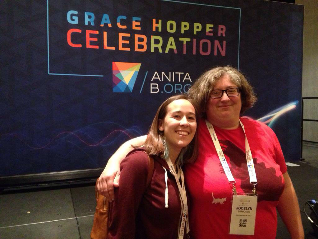 Florencia Miranda y la Profesora Jocelyn Simmonds asistieron a una nueva versión de Grace Hopper, conferencia mundial de mujeres en computación.