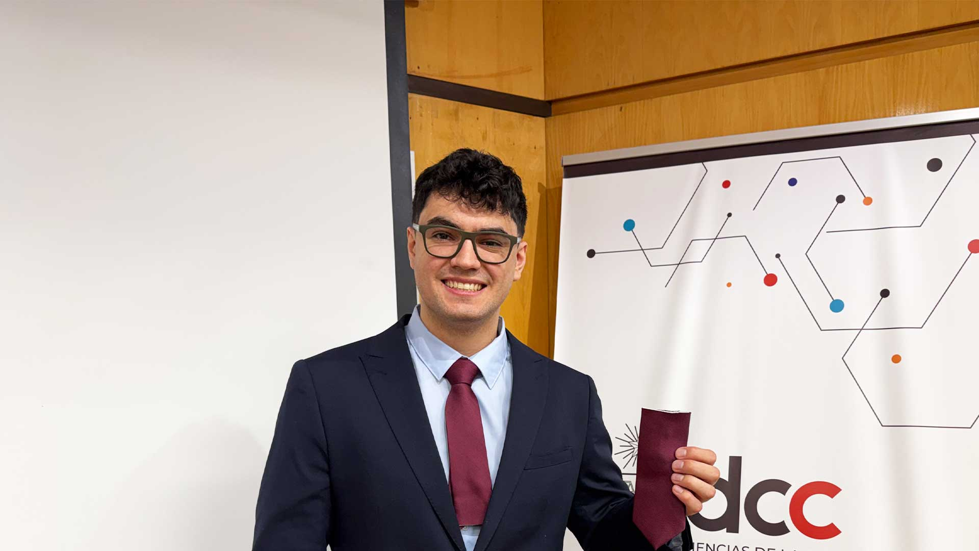 ¡Felicitaciones Jaime Navarro, nuevo ingeniero civil en computación!