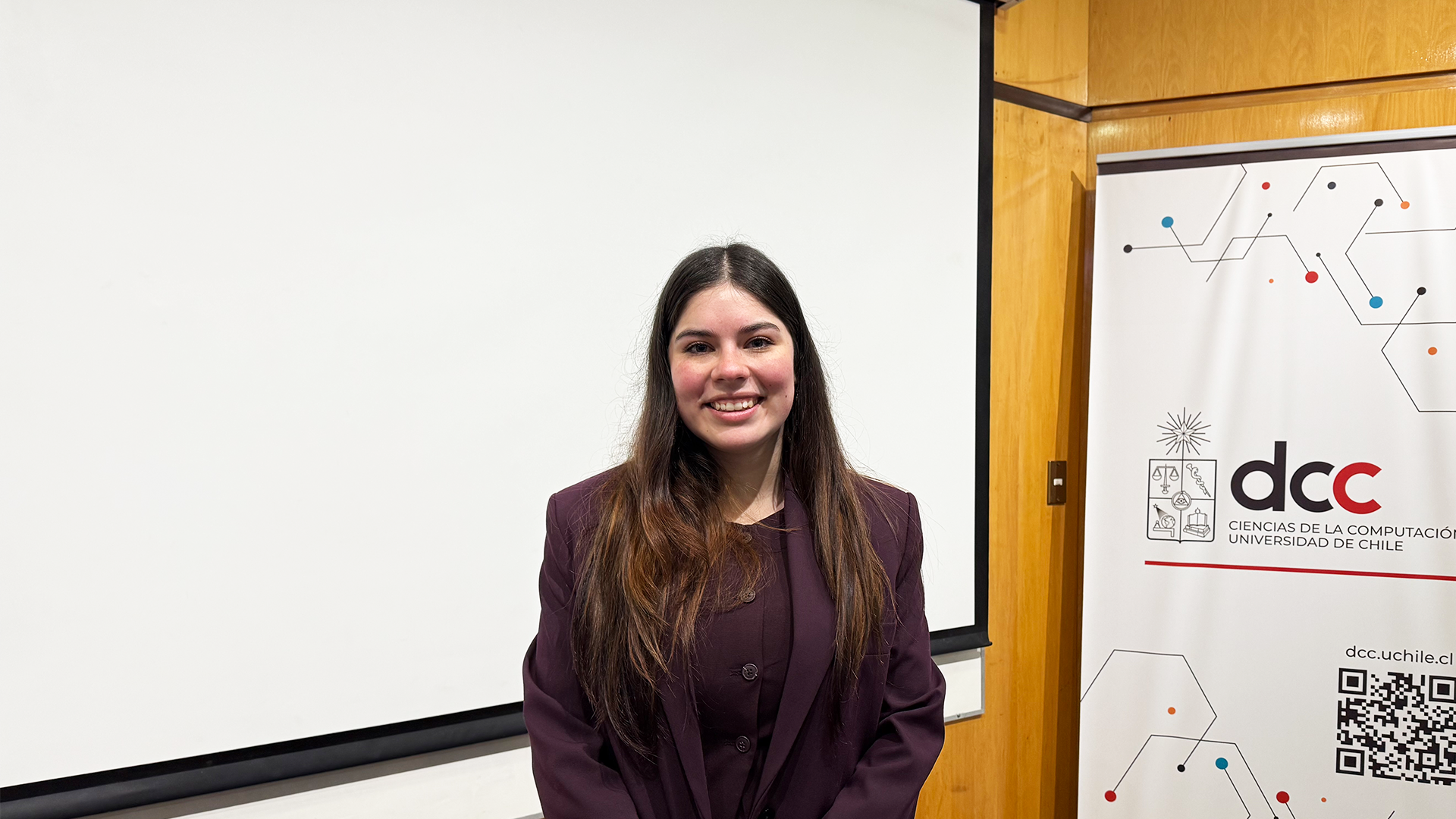 ¡Felicitaciones Javiera Jiménez, nueva ingeniera civil en computación!