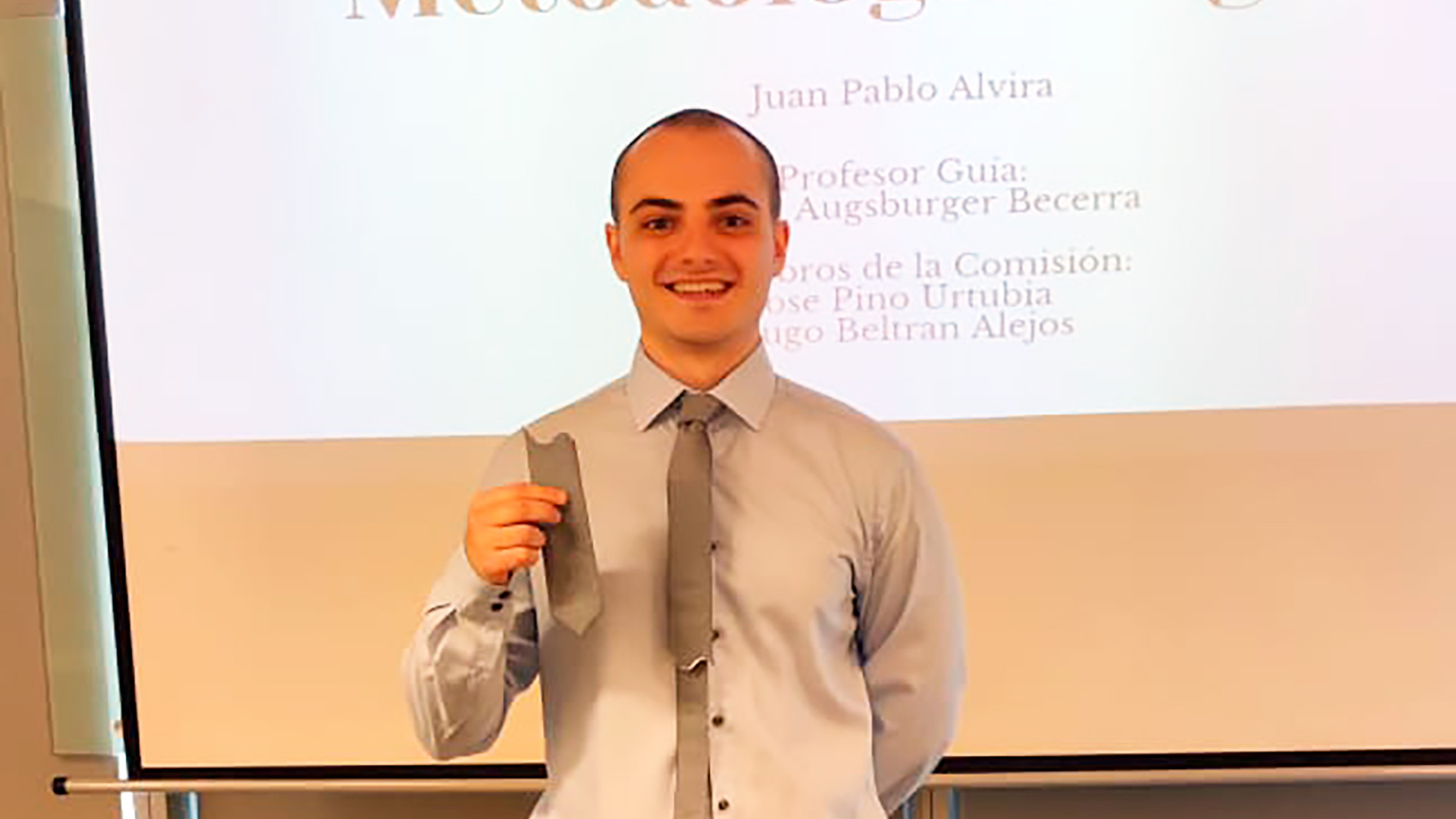 ¡Felicitaciones Juan Pablo Alvira, nuevo ingeniero civil en computación!