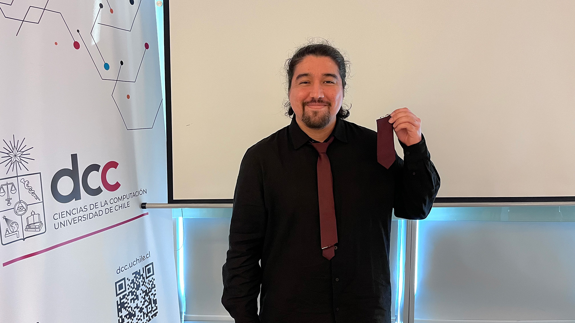 ¡Felicitaciones Samuel Sánchez, nuevo ingeniero civil en computación!