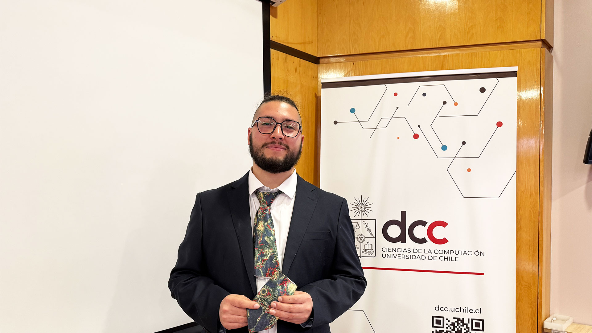 ¡Felicitaciones Sebastián Sáez, nuevo ingeniero civil en computación!