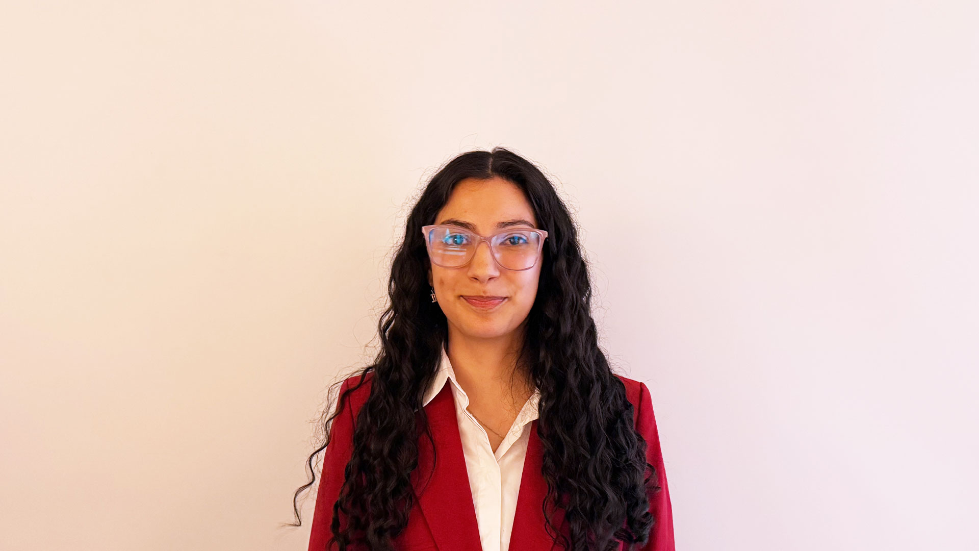¡Felicitaciones Valentina Rojas, nueva ingeniera civil en computación!