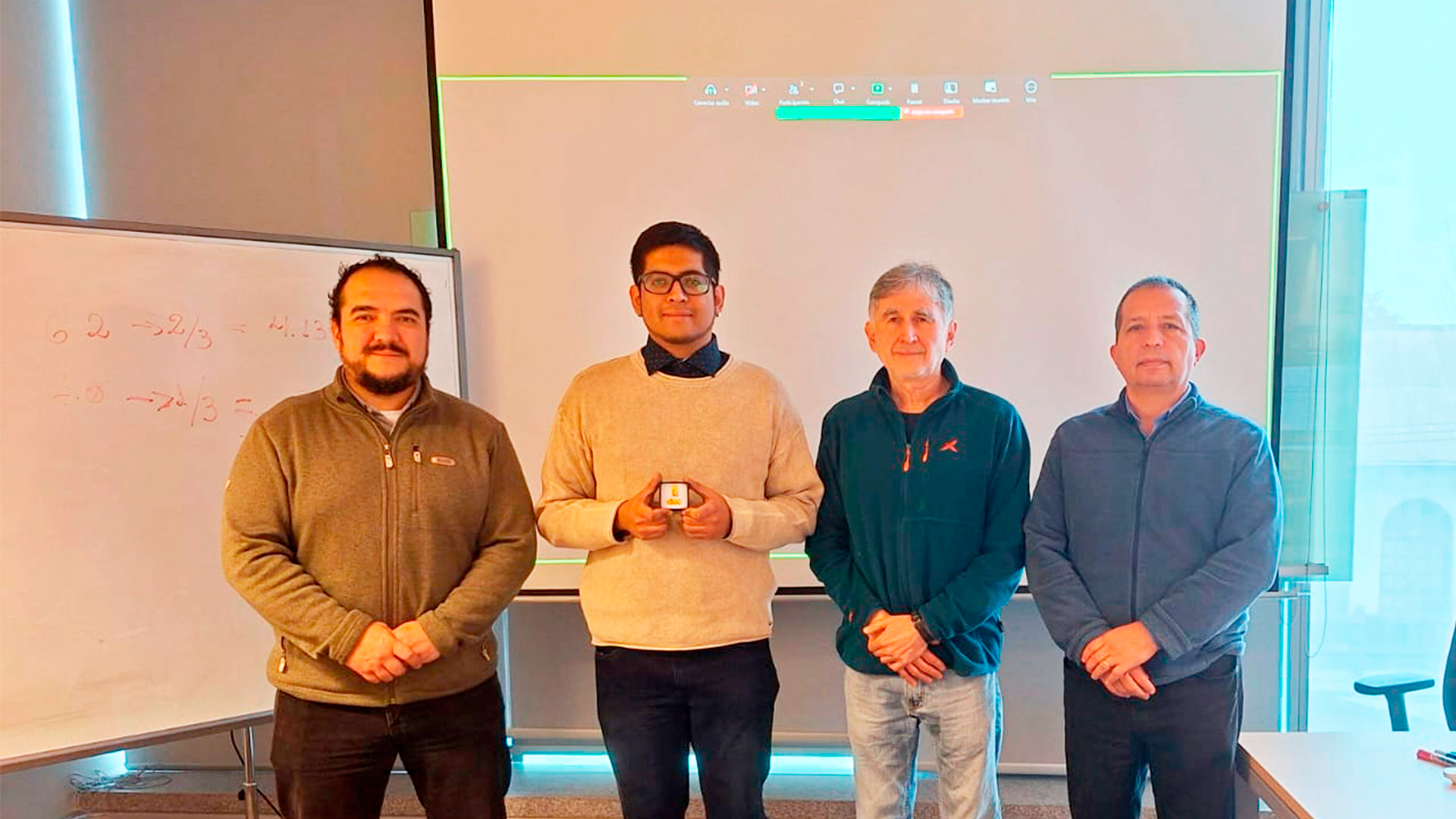 ¡Felicitaciones Vicente Araya, nuevo ingeniero civil en computación!